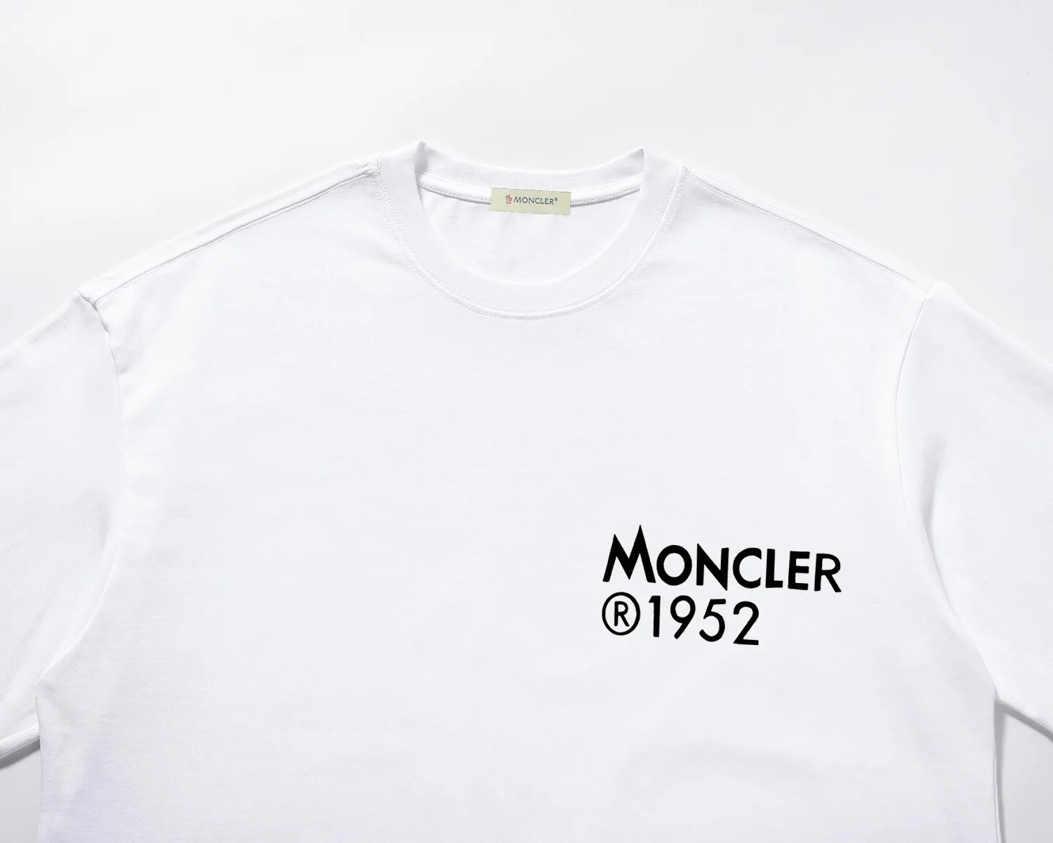 《 Quality》 MONCLER MC Same Style T 2024 New Arrival 260 Versatile ：Black White Sizes： S M L XL XXL